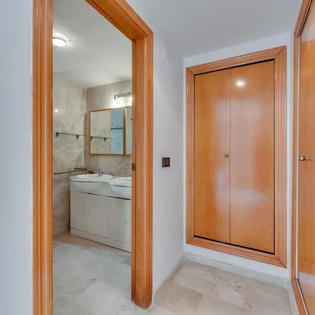 公寓 Fantastico Atico Duplex En Primera Linea De Golf 马尔韦利亚