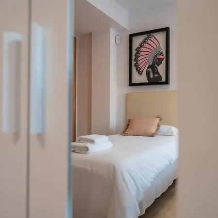公寓 Fantastico Atico Duplex En Primera Linea De Golf 马尔韦利亚
